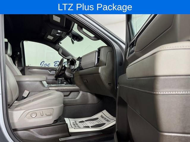 Used 2023 Chevrolet Silverado 1500 LTZ w/ LTZ Convenience Package II image 16