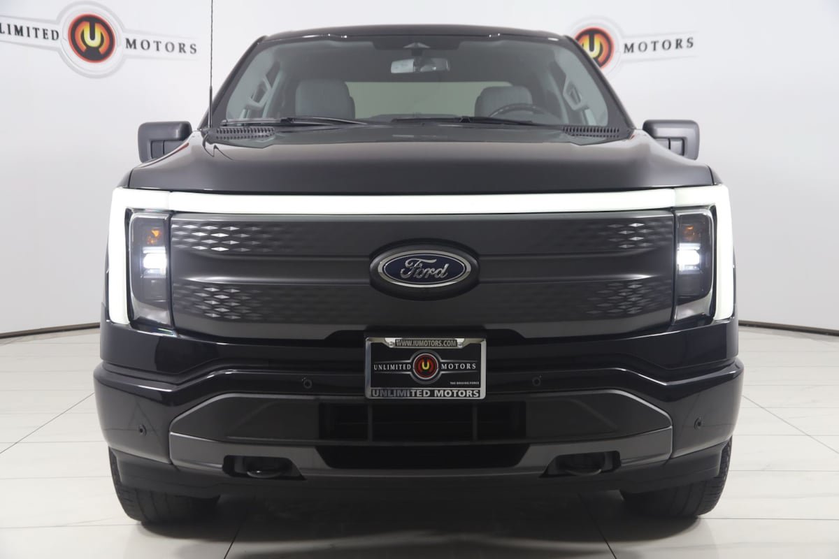 Used 2023 Ford F150 Lightning XLT AWD/4WD image 51
