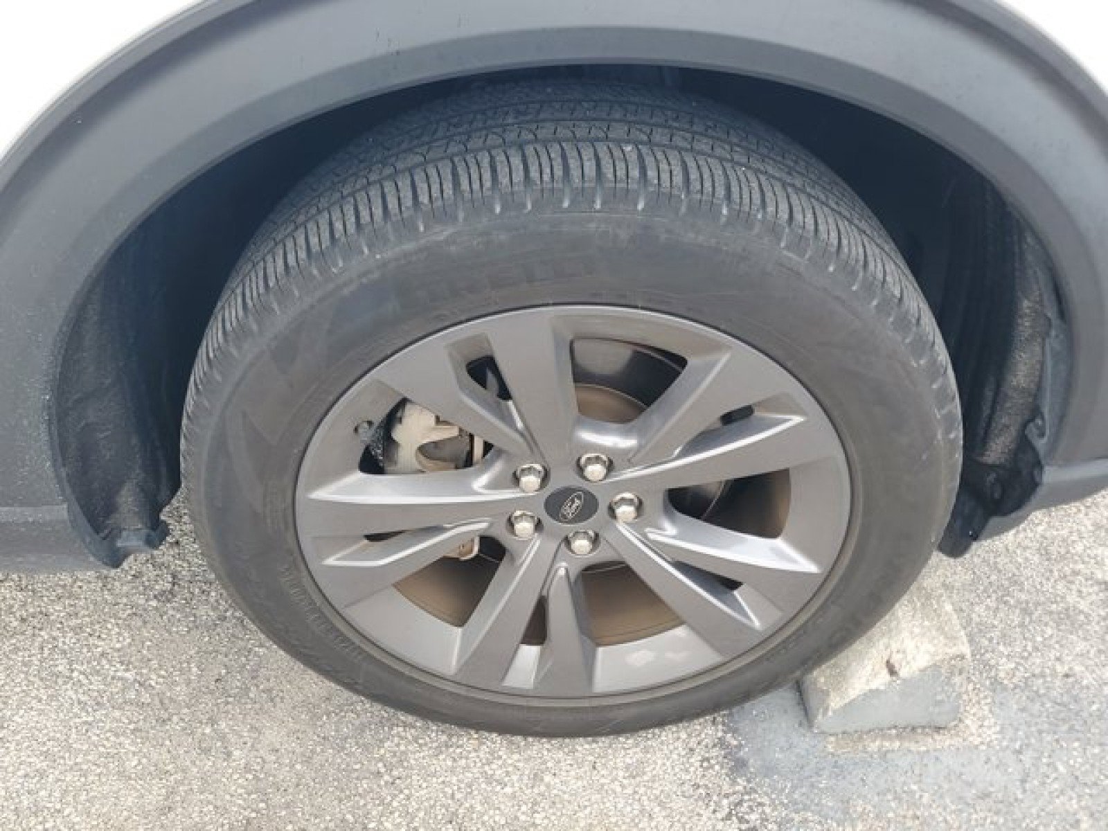 Used 2022 Ford Explorer XLT w/ Equipment Group 202A RWD image 10