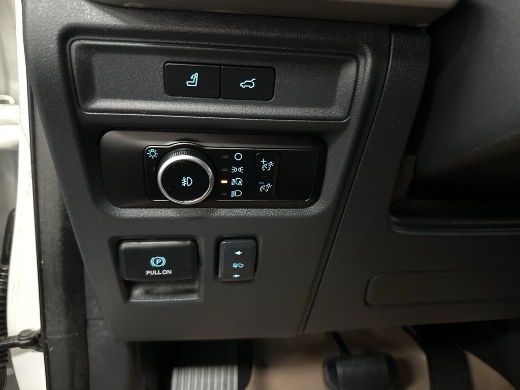 Used 2023 Ford Expedition Max XLT AWD/4WD image 35
