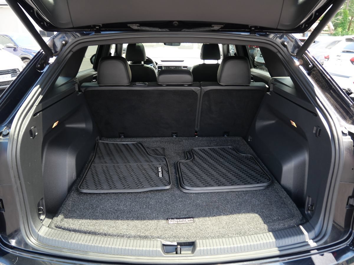 Used 2020 Volkswagen Atlas Cross Sport SE AWD/4WD image 22