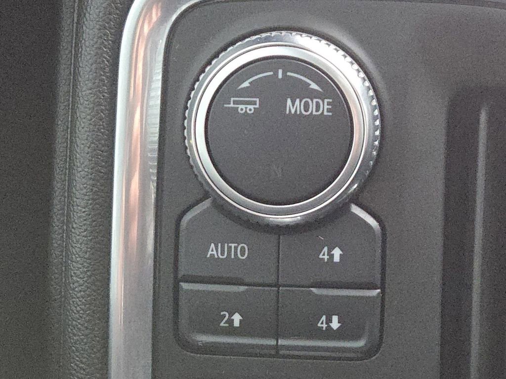 Used 2022 GMC Sierra 2500 SLT w/ SLT Premium Package image 7