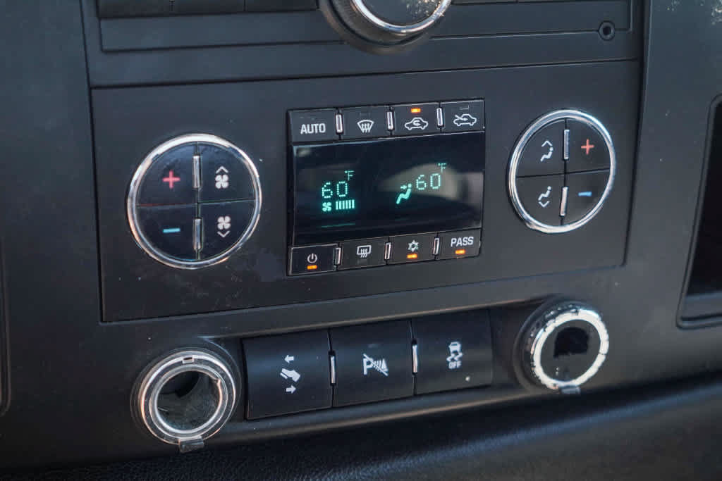 Used 2013 Chevrolet Silverado 1500 LT RWD image 21