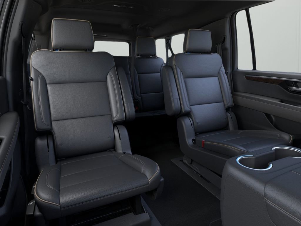 New 2025 Chevrolet Suburban Premier image 7