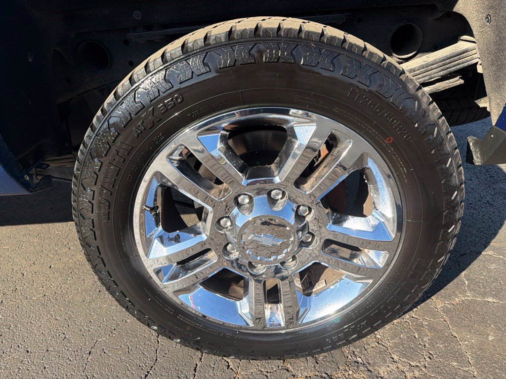 Used 2019 Chevrolet Silverado 2500 High Country w/ Duramax Plus Package AWD/4WD image 10