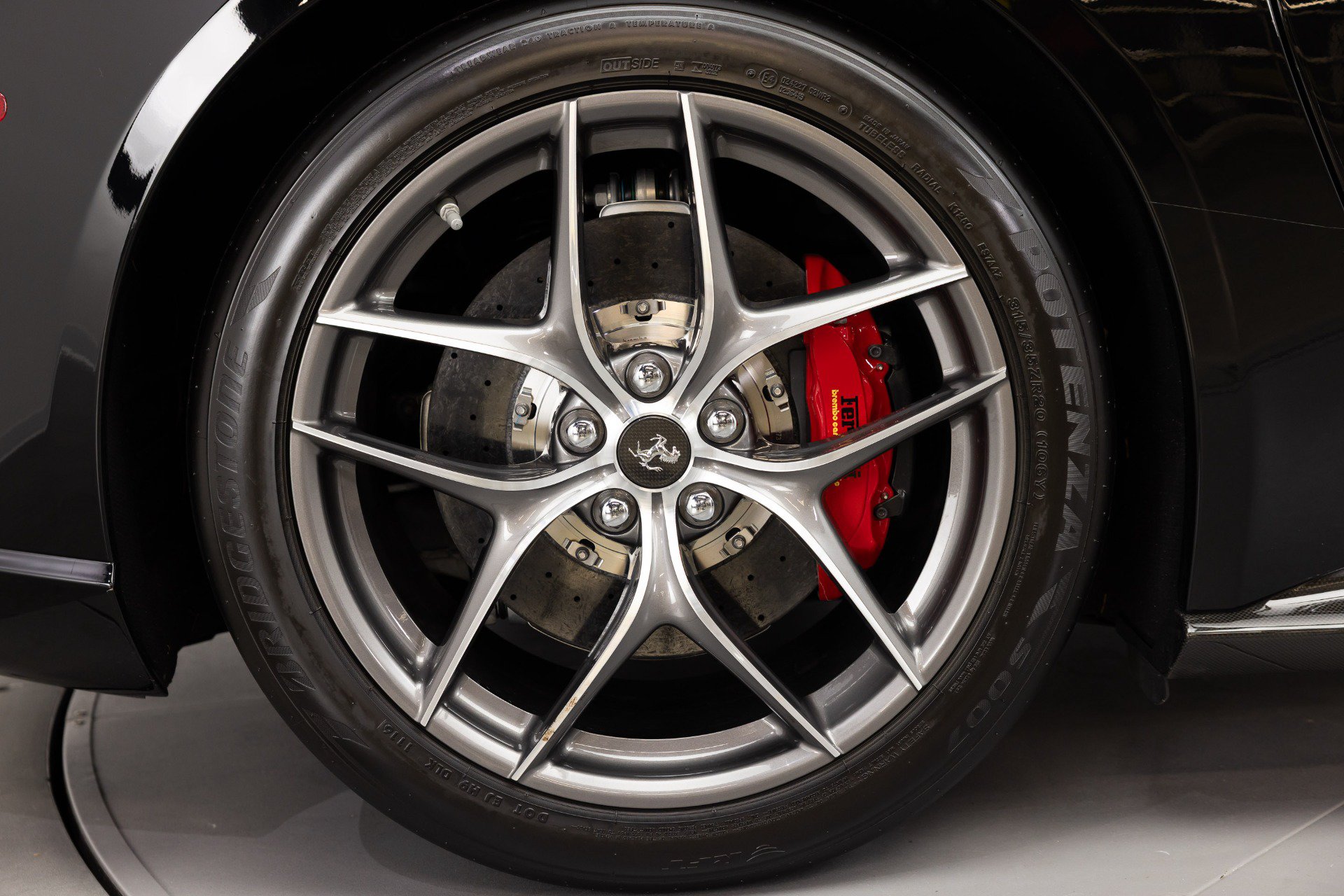 Certified 2014 Ferrari F12 Berlinetta RWD image 16
