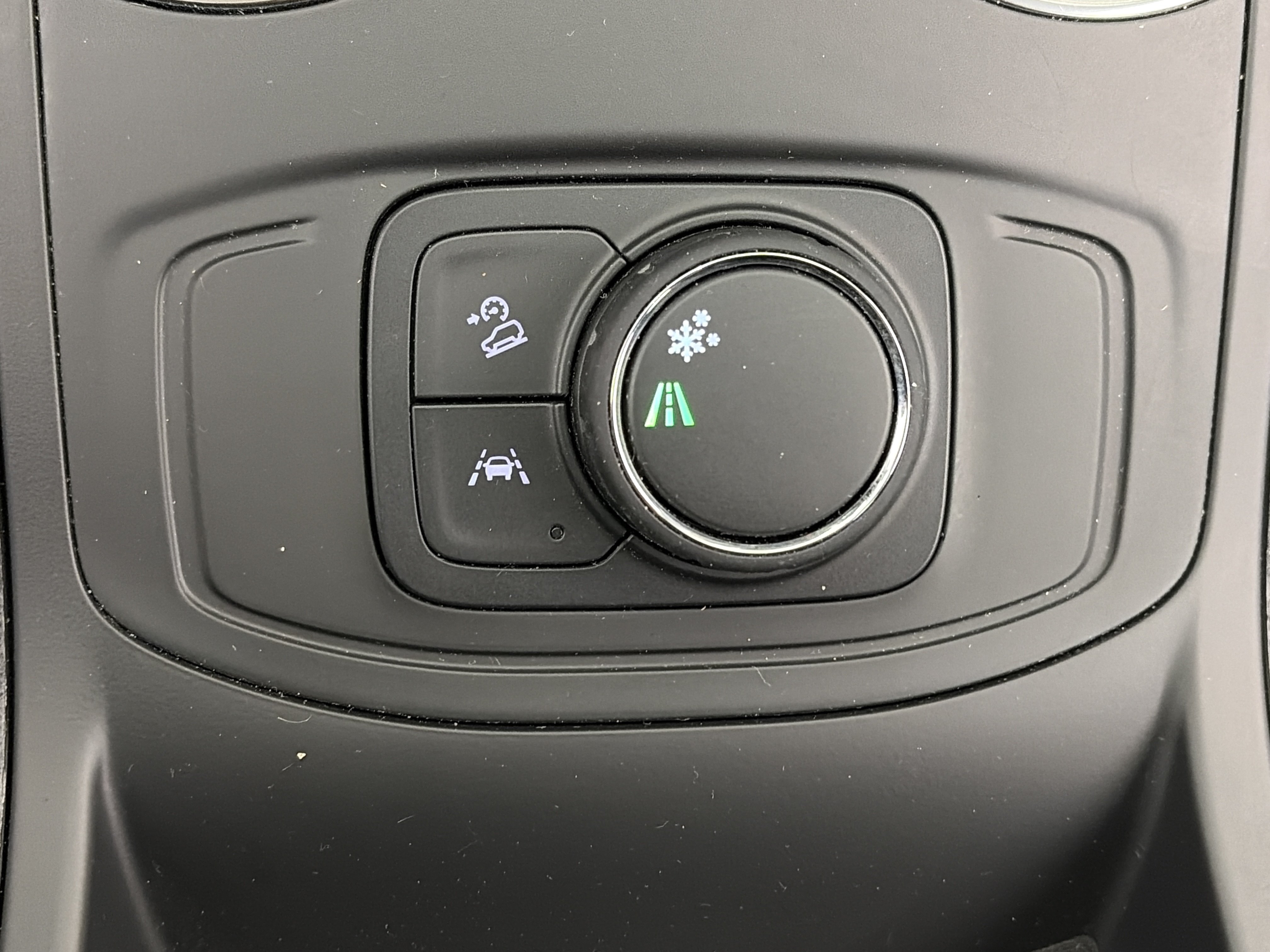 Used 2023 GMC Terrain SLE FWD image 23