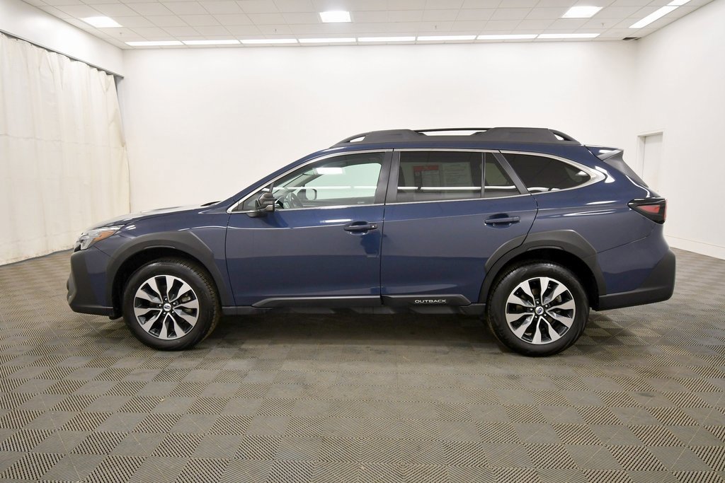 Used 2023 Subaru Outback Limited image 4