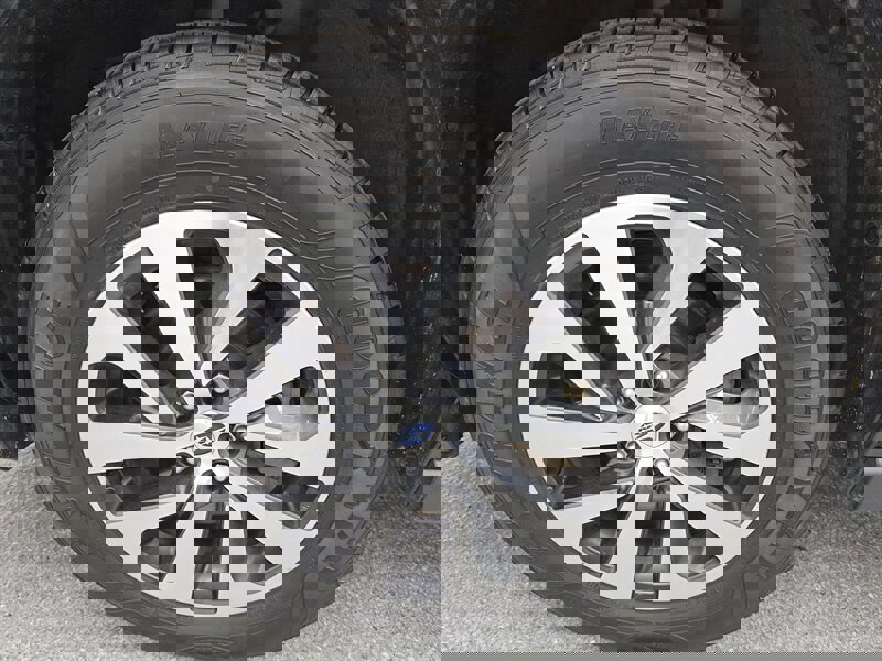 Used 2024 Subaru Outback Premium image 13