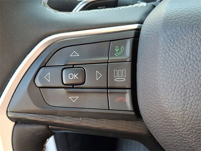 Used 2023 Jeep Grand Cherokee L Laredo image 21