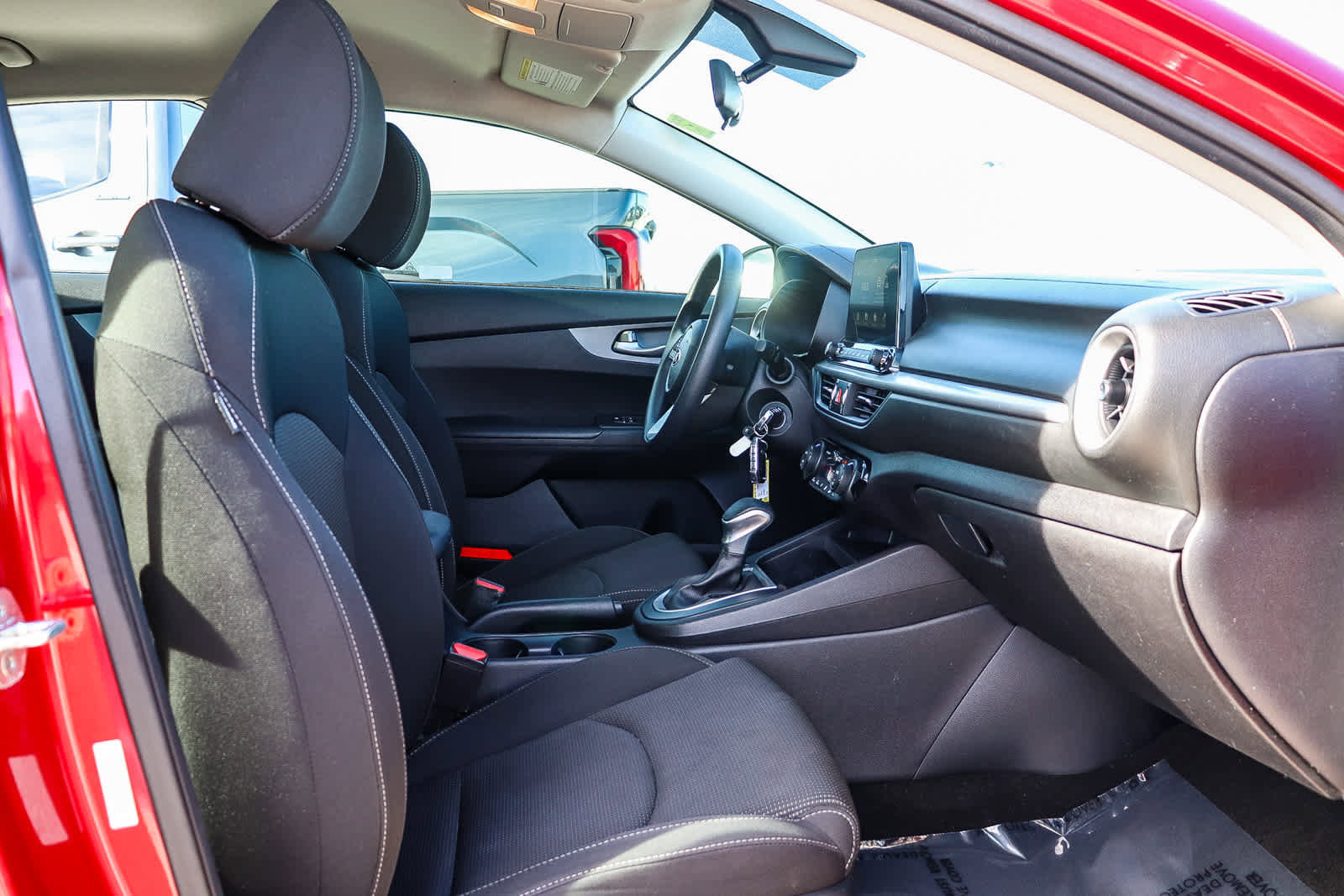 Used 2019 Kia Forte LXS image 17