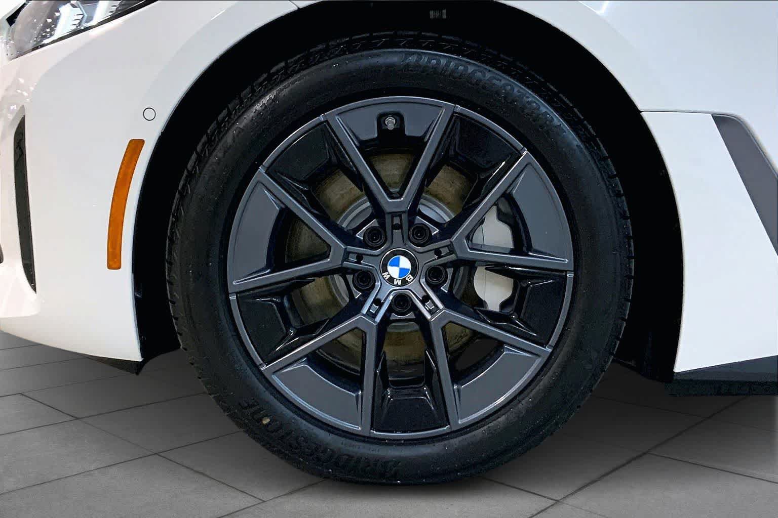 New 2026 BMW i4 xDrive40i w/ Premium Package AWD/4WD image 11