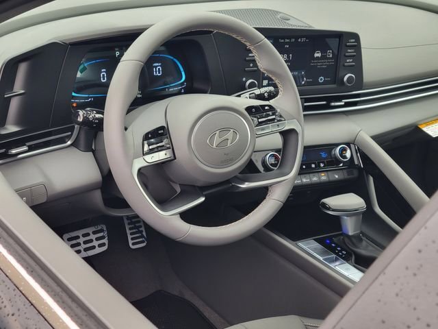 New 2026 Hyundai Elantra SEL Sport Premium image 3