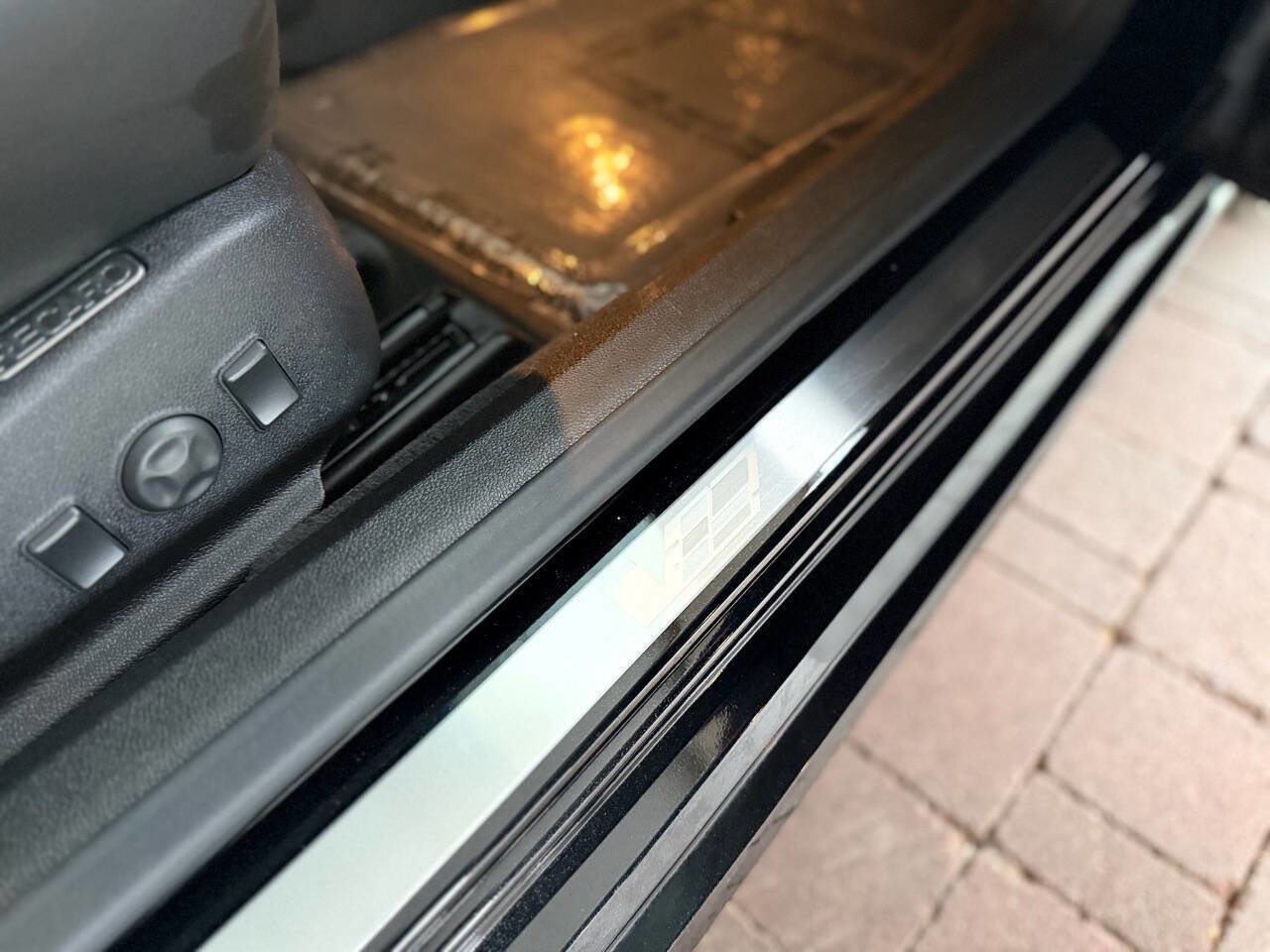 Used 2015 Cadillac CTS V RWD image 34