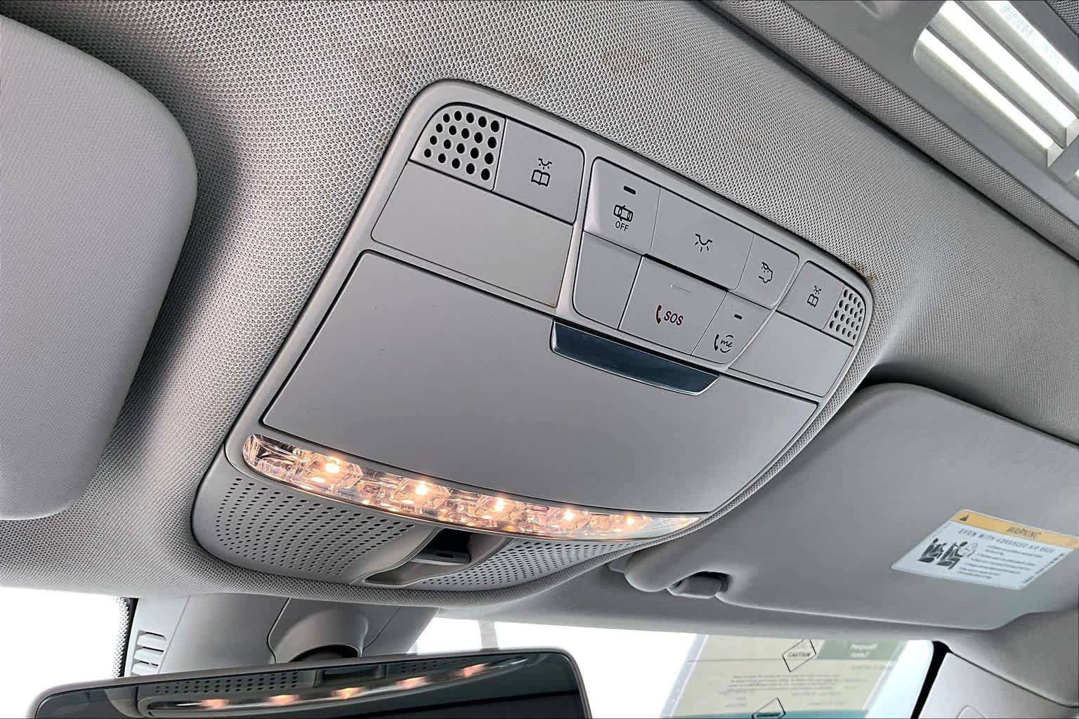 Used 2020 Mercedes-Benz C 300 Sedan image 34