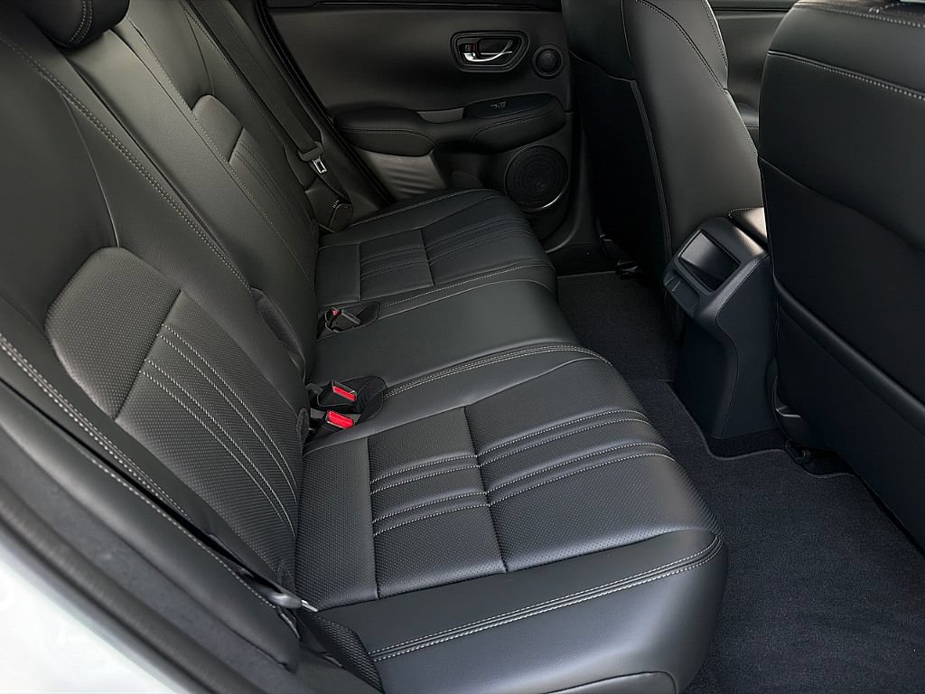 Used 2026 Honda HR-V EX-L image 30