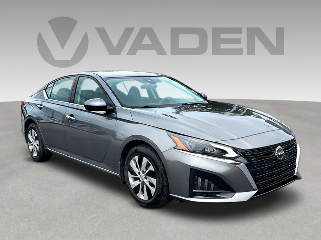 Used 2023 Nissan Altima 2.5 S FWD image 1