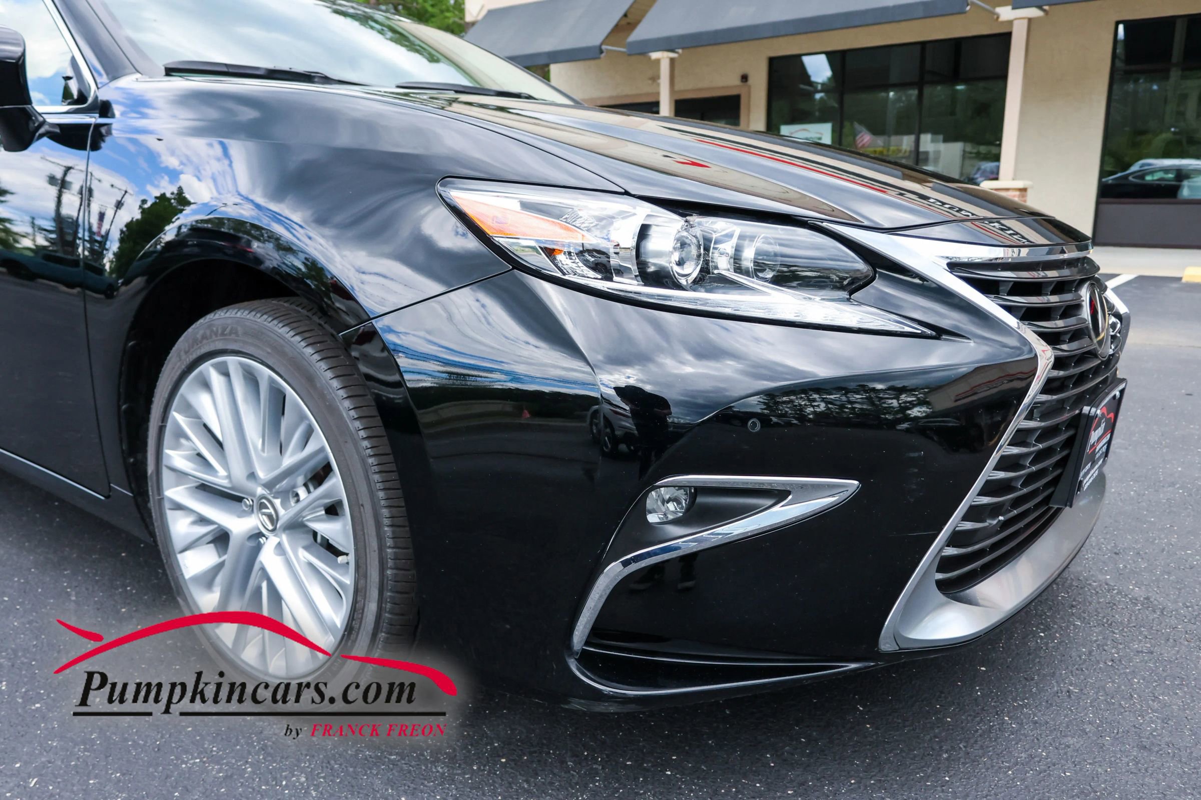 Used 2016 Lexus ES 350 w/ Luxury Package w/Wood Trim FWD image 6