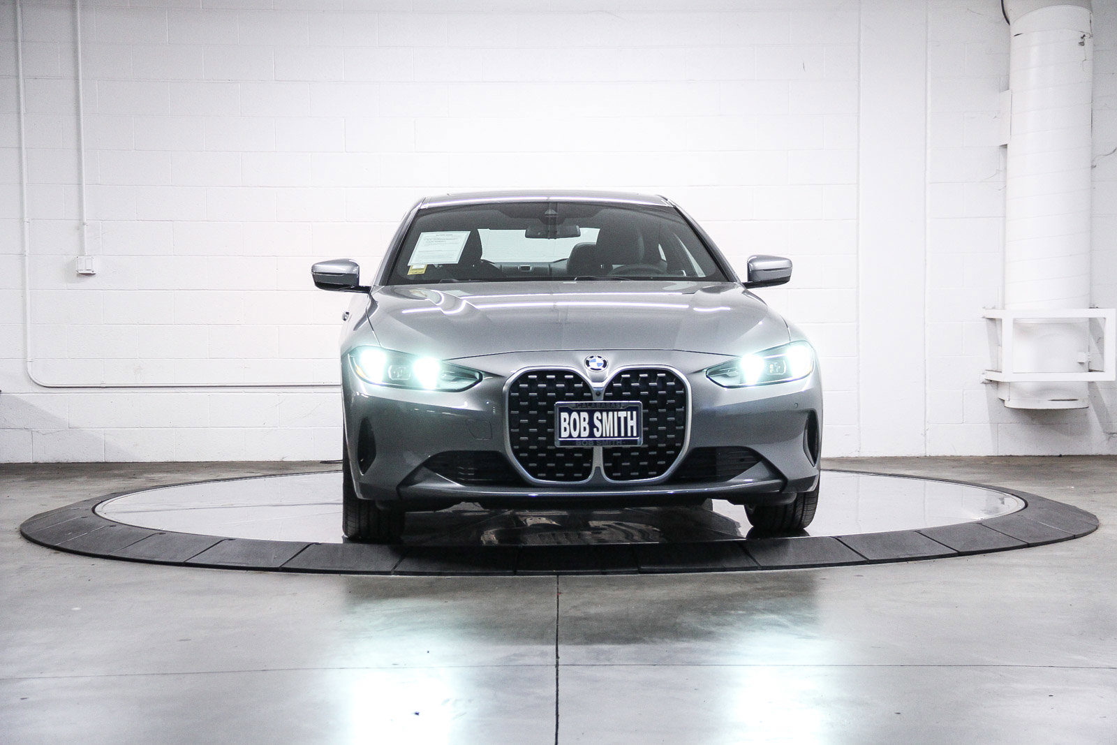 Used 2025 BMW 430i Coupe w/ Convenience Package video 2