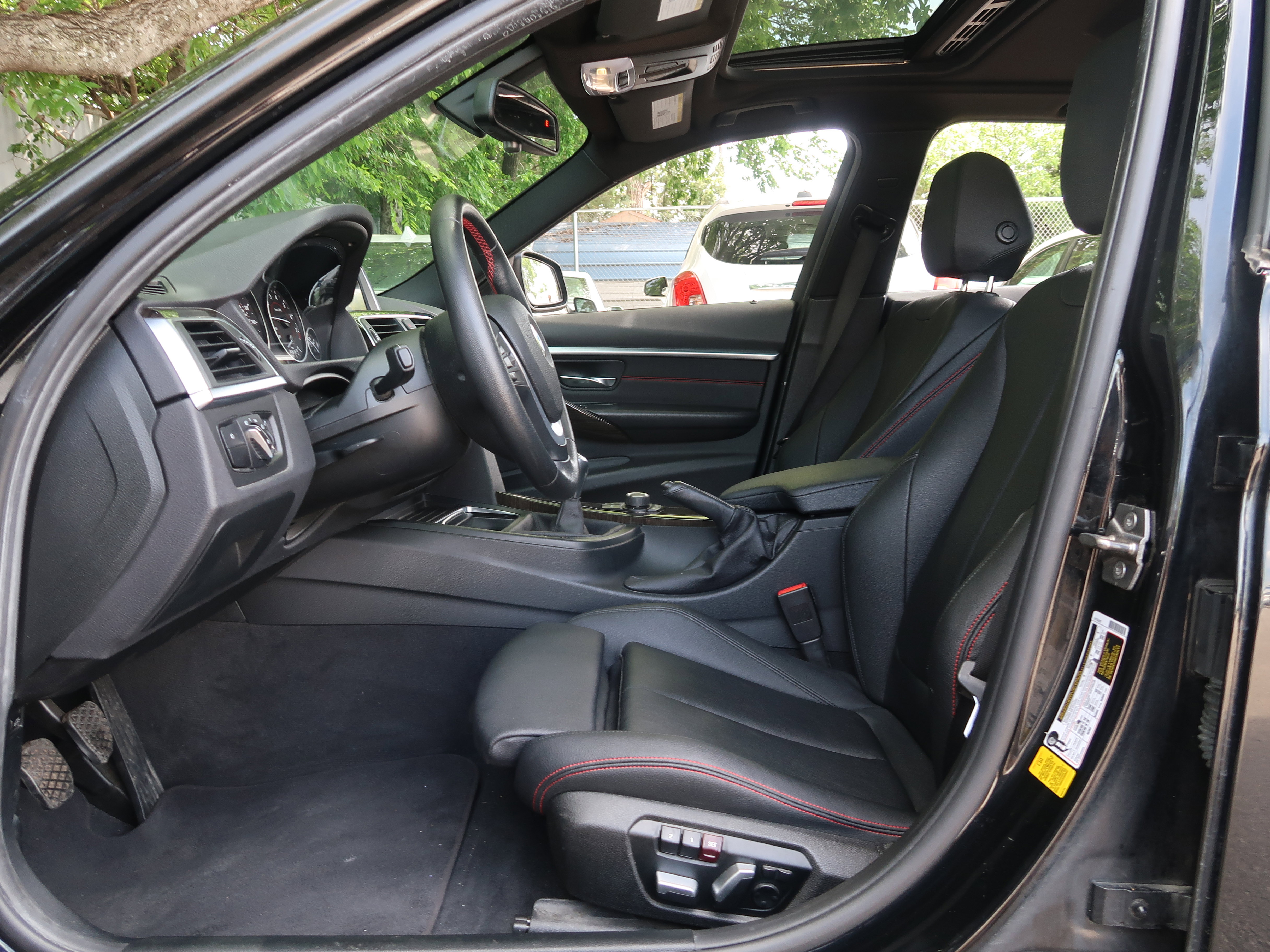 Used 2016 BMW 328i Sedan RWD image 26