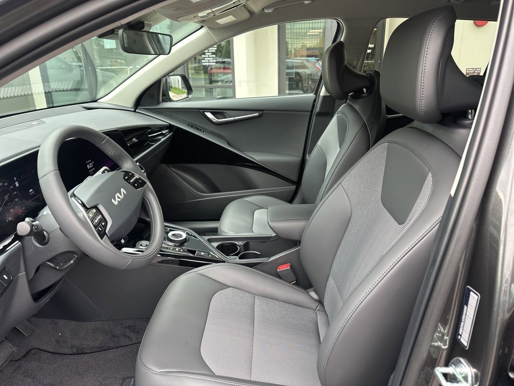 New 2025 Kia Niro Wind w/ Wind Preserve Package image 30
