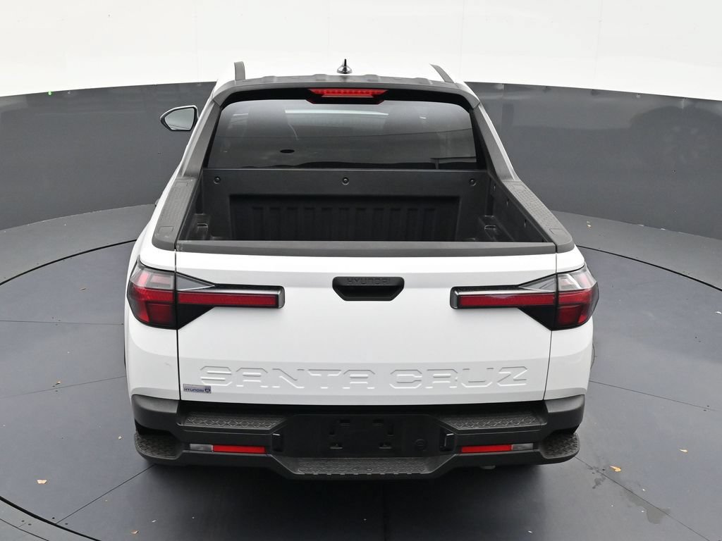 Used 2026 Hyundai Santa Cruz SE FWD image 15