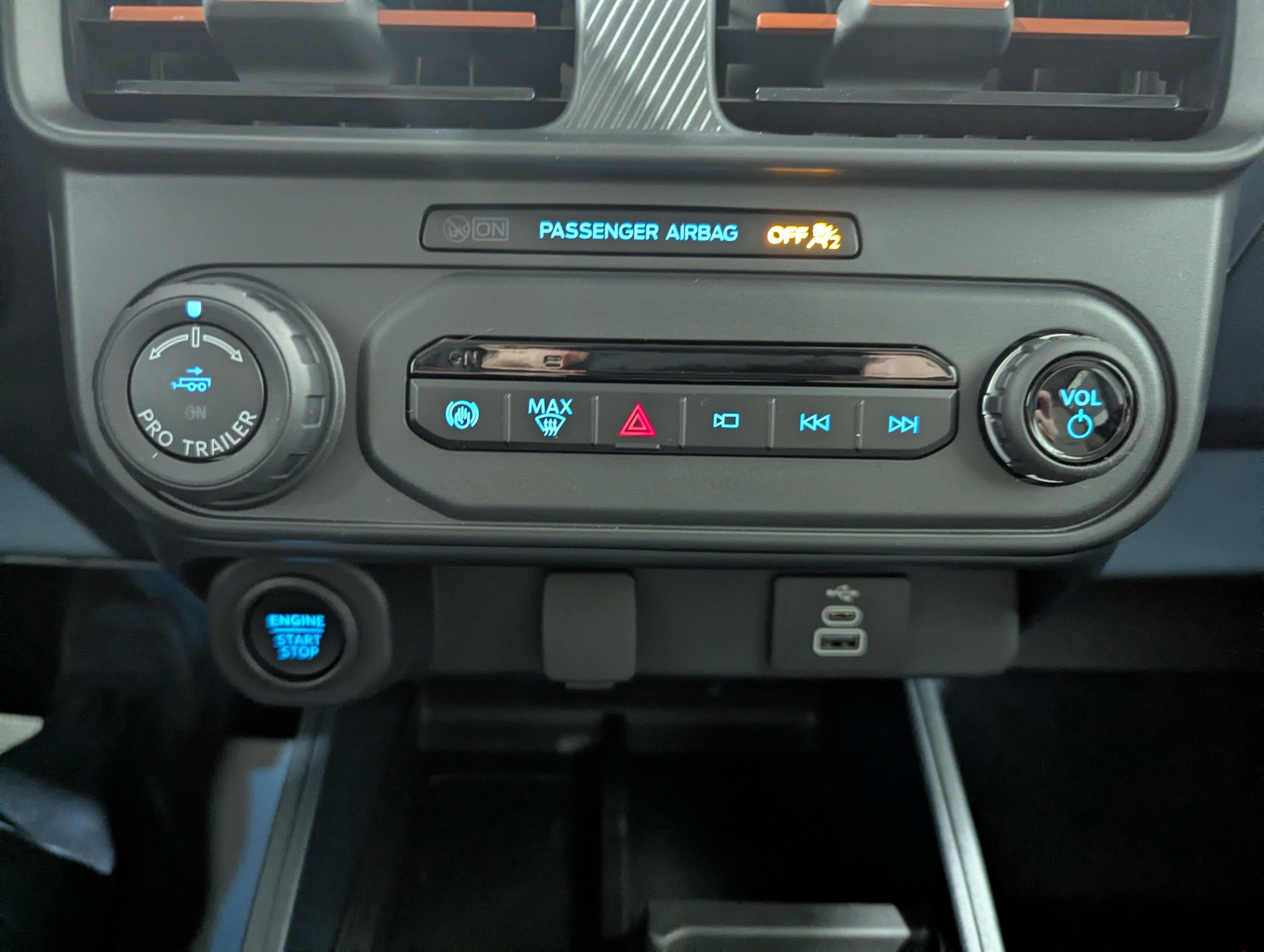 New 2026 Ford Maverick Lariat image 18