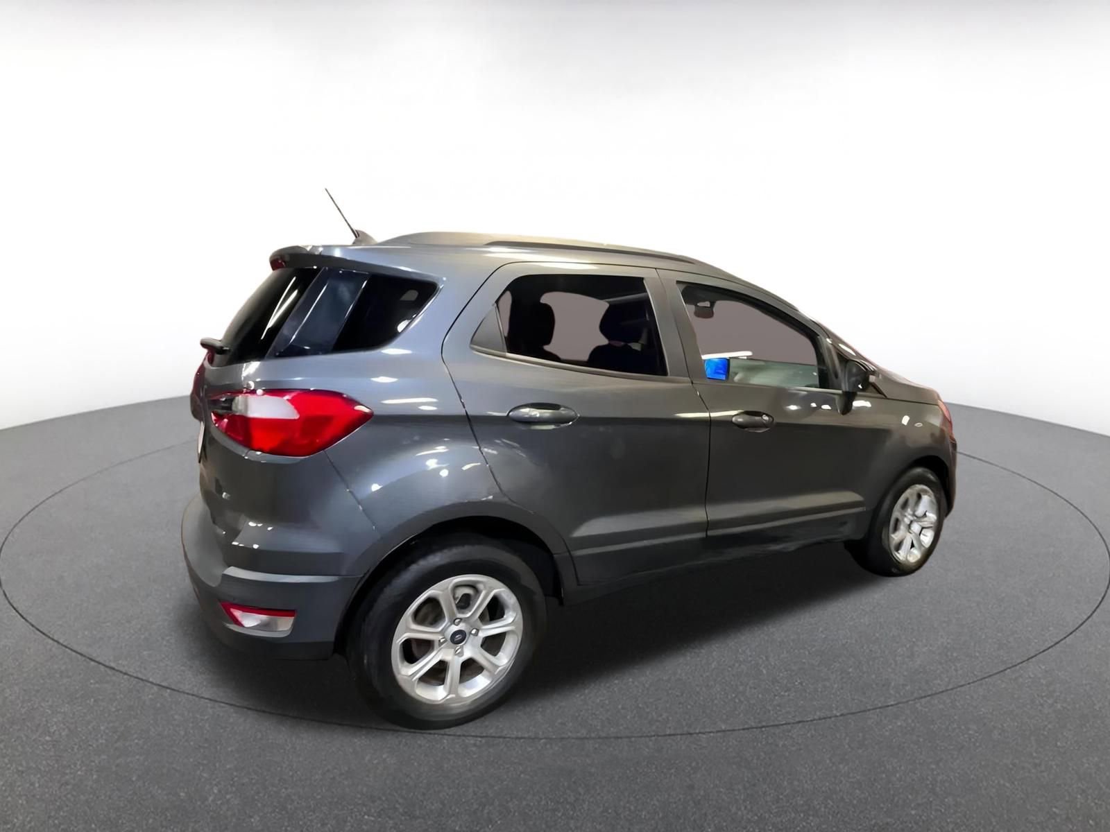 Used 2020 Ford EcoSport SE w/ SE Convenience Package image 15