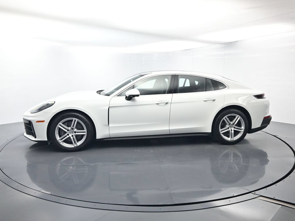 Certified 2025 Porsche Panamera RWD image 2