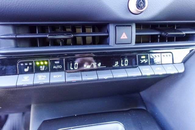 Certified 2024 Toyota Crown Platinum AWD/4WD image 17