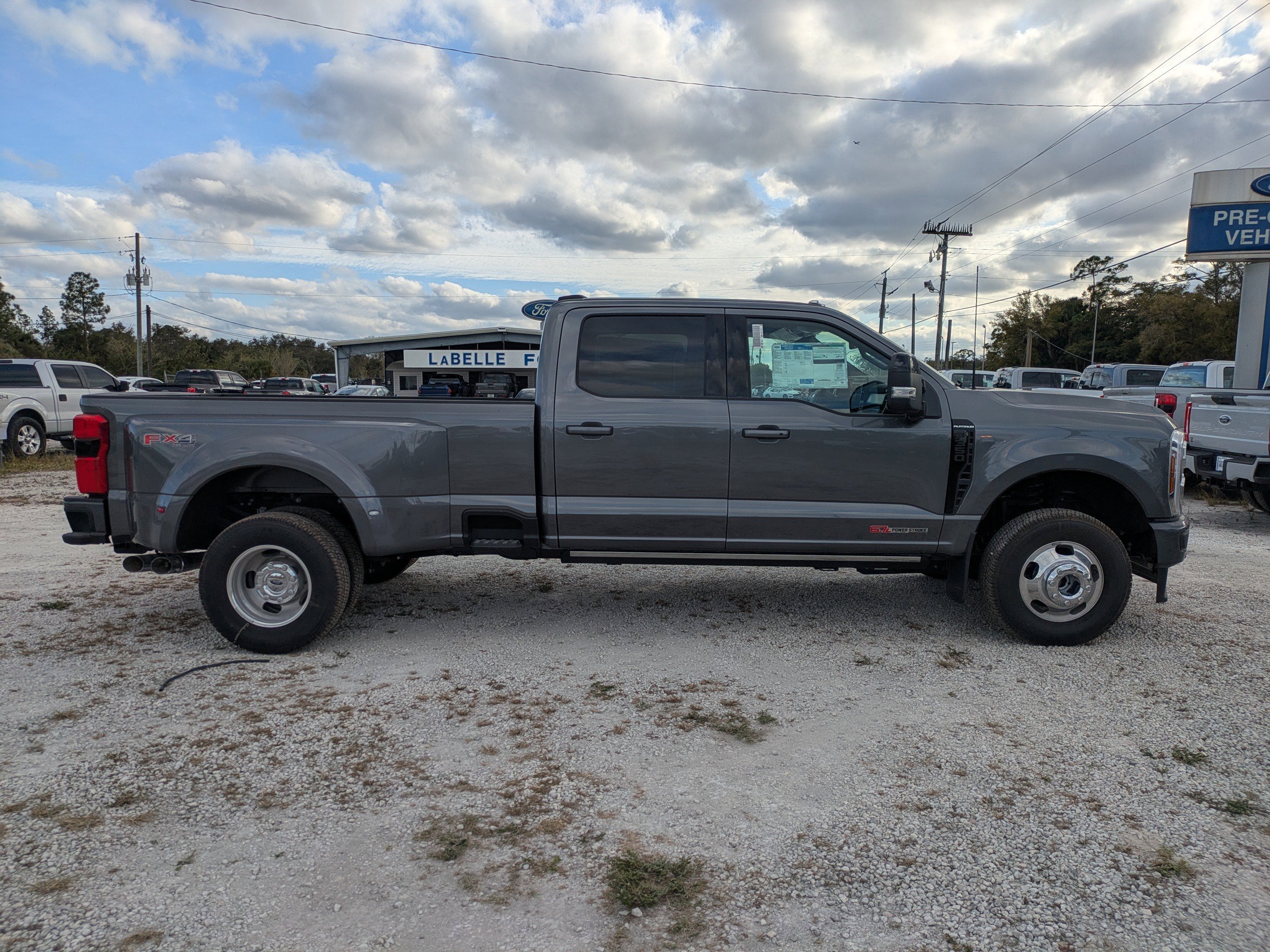 New 2026 Ford F350 Platinum image 3