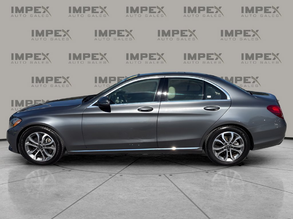 Used 2018 Mercedes-Benz C 300 Sedan image 2