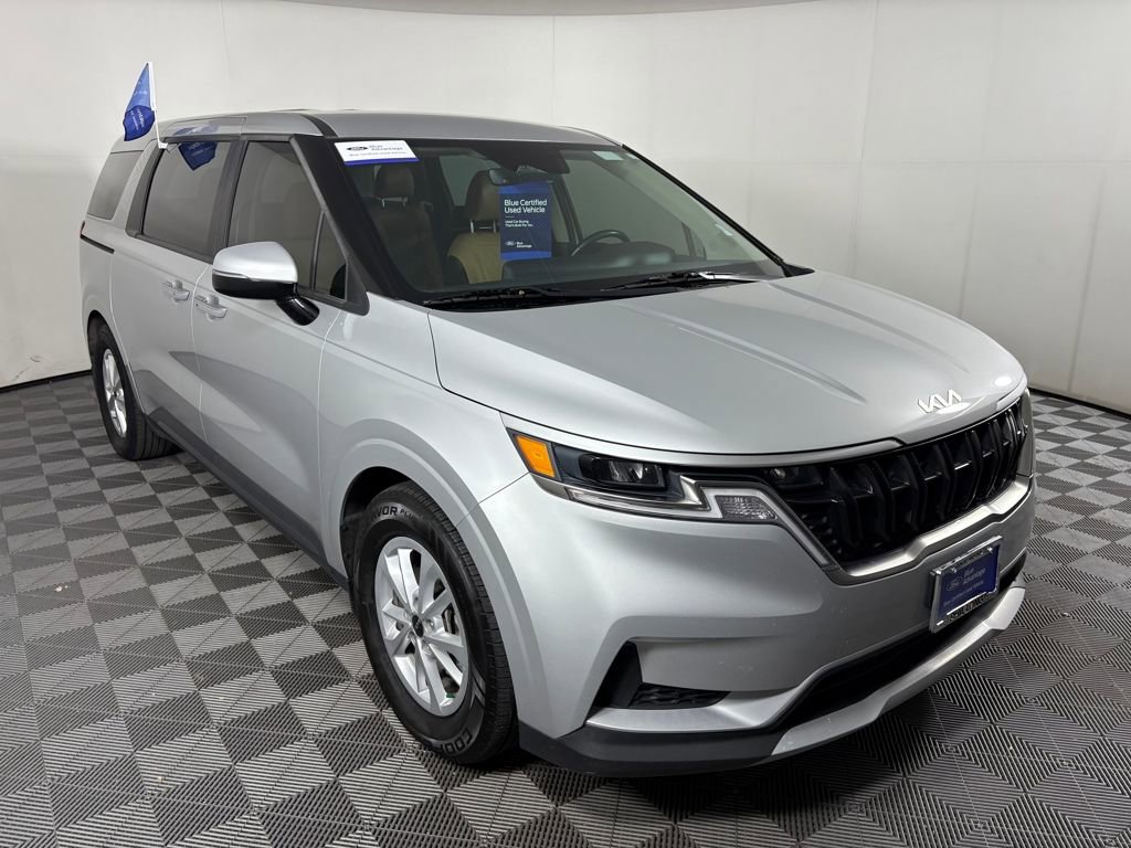 Used 2023 Kia Carnival LX