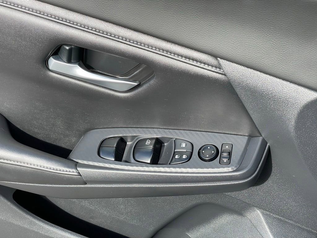 Certified 2023 Nissan Sentra S FWD image 10
