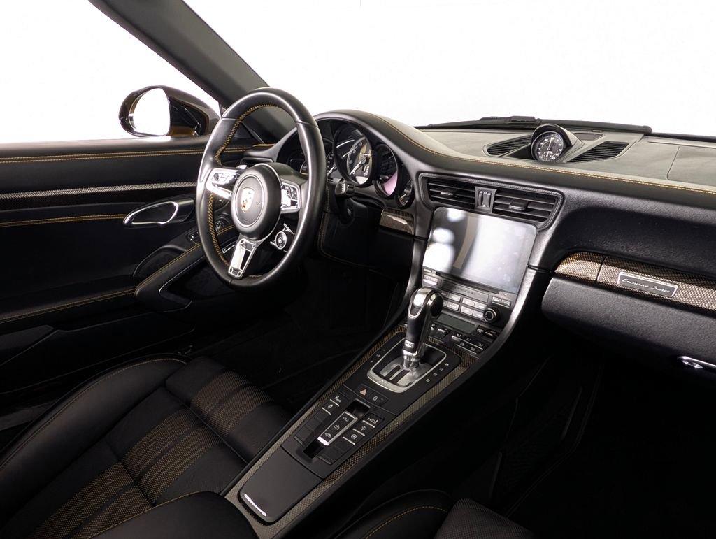 Used 2019 Porsche 911 Turbo S image 21