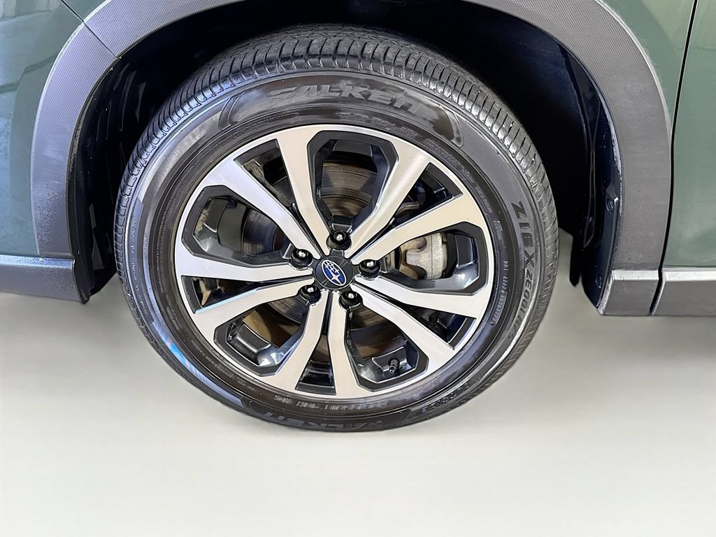 Used 2024 Subaru Forester Limited AWD/4WD image 41