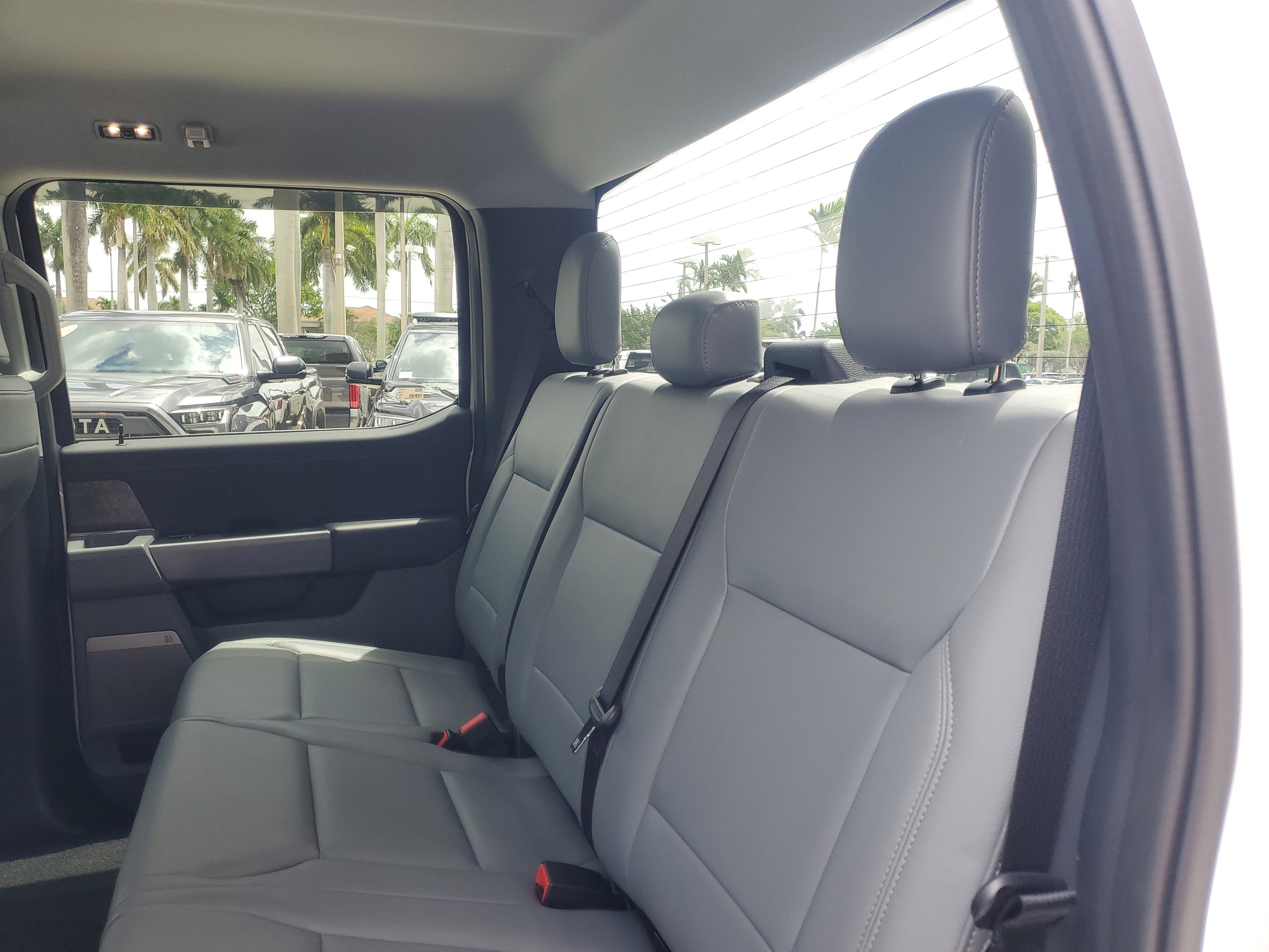 Used 2025 Ford F150 Lightning Flash AWD/4WD image 12