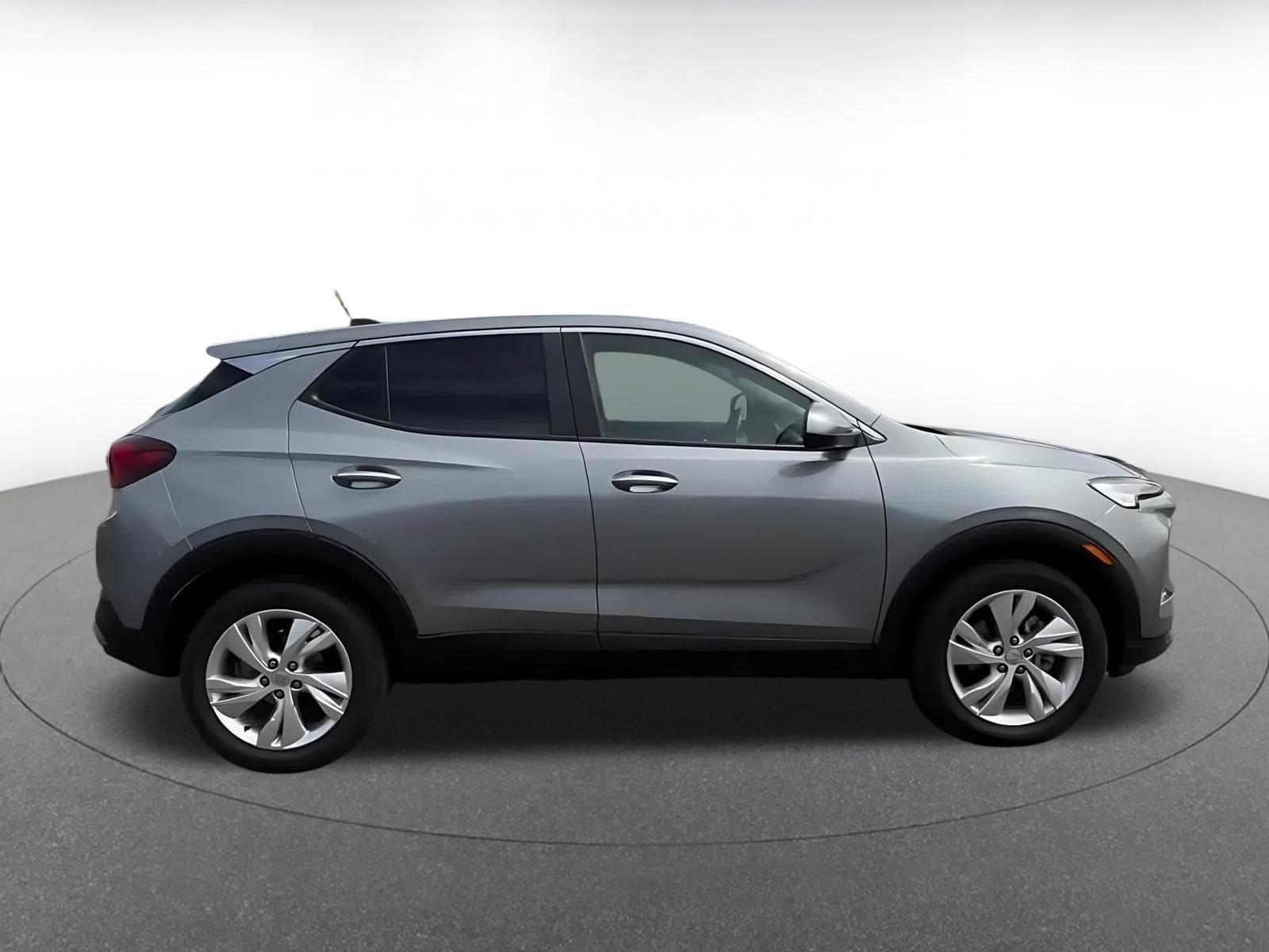 Used 2025 Buick Encore GX Preferred FWD image 16