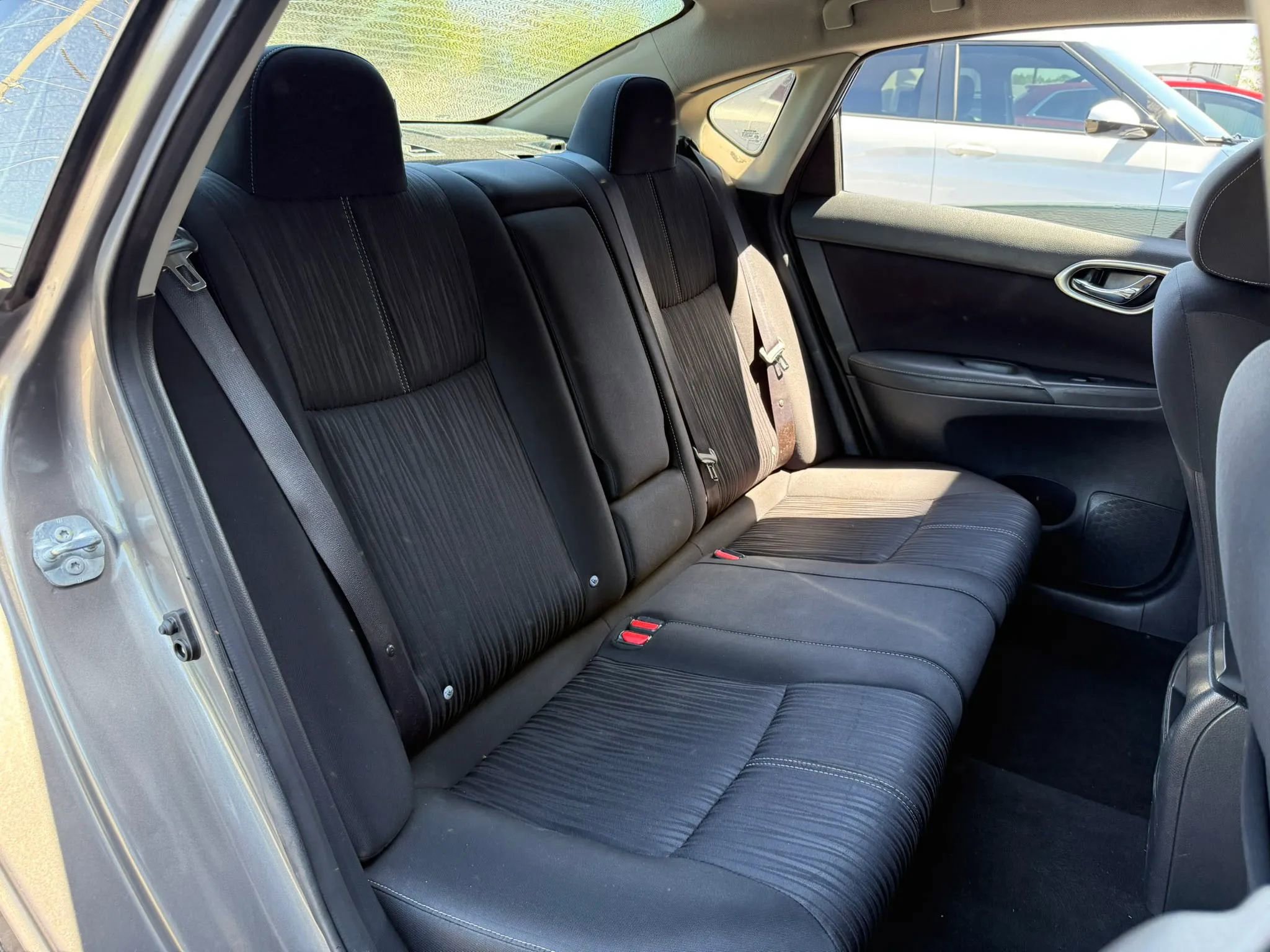 Used 2016 Nissan Sentra SV image 26