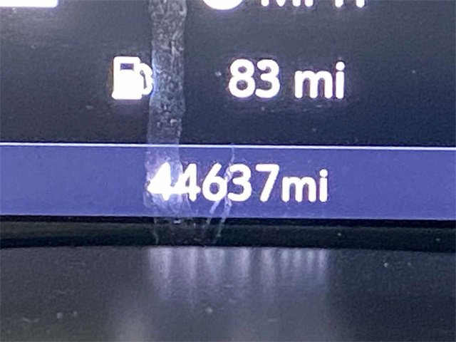 Used 2020 GMC Canyon SLT w/ Driver Alert Package image 21