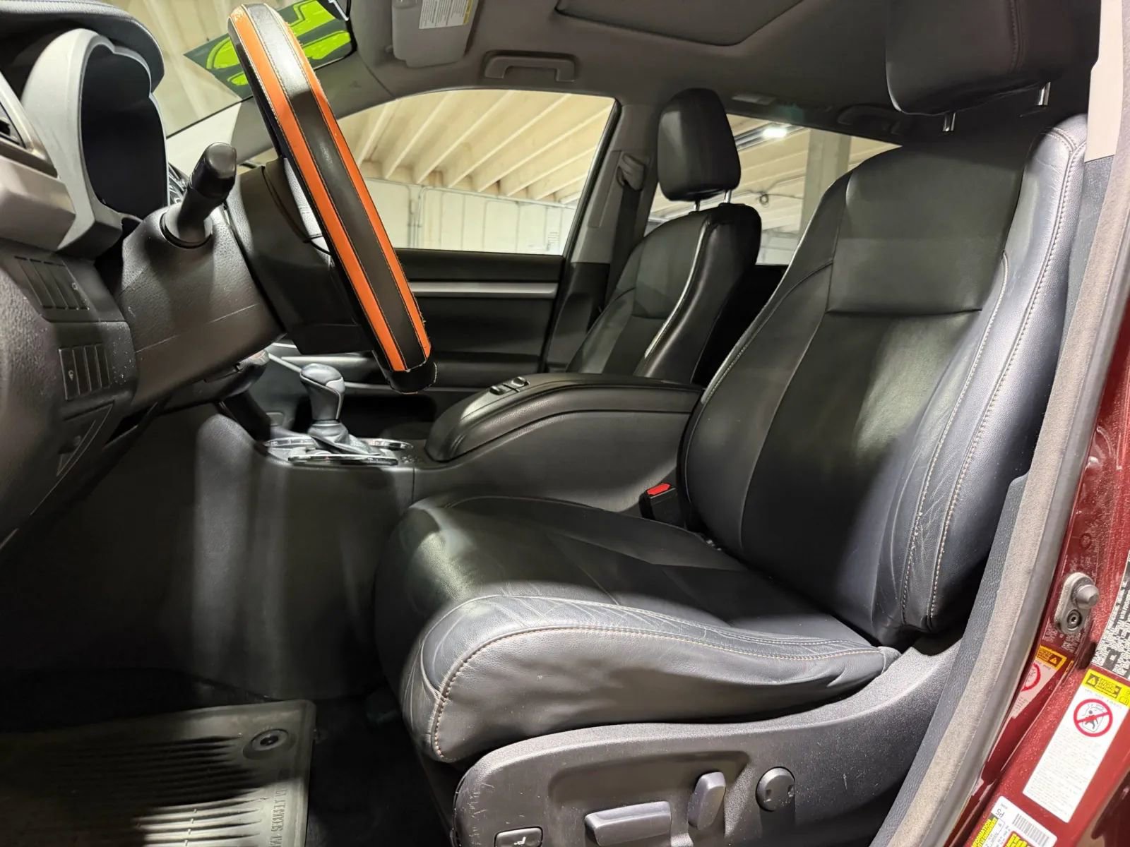 Used 2015 Toyota Highlander XLE AWD/4WD image 9