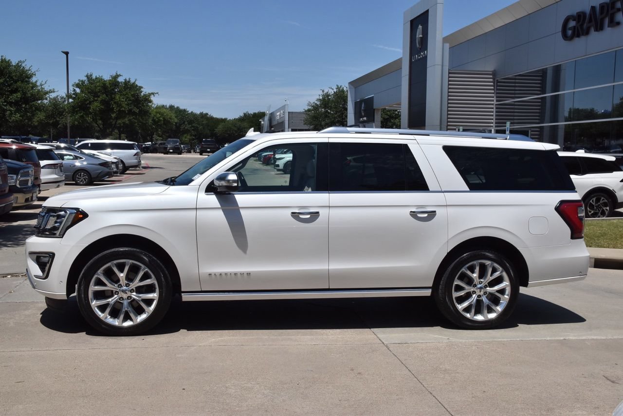 Used 2018 Ford Expedition Max Platinum AWD/4WD image 12