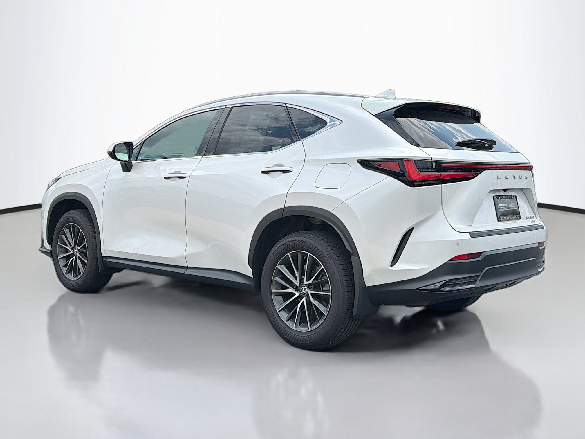 Certified 2025 Lexus NX 350 AWD w/ Accessory Package (2T) image 13
