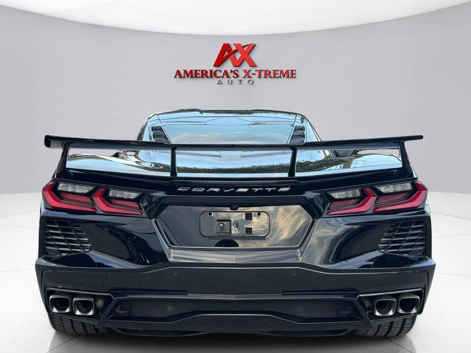 Used 2022 Chevrolet Corvette Stingray Coupe w/ 1LT RWD image 5