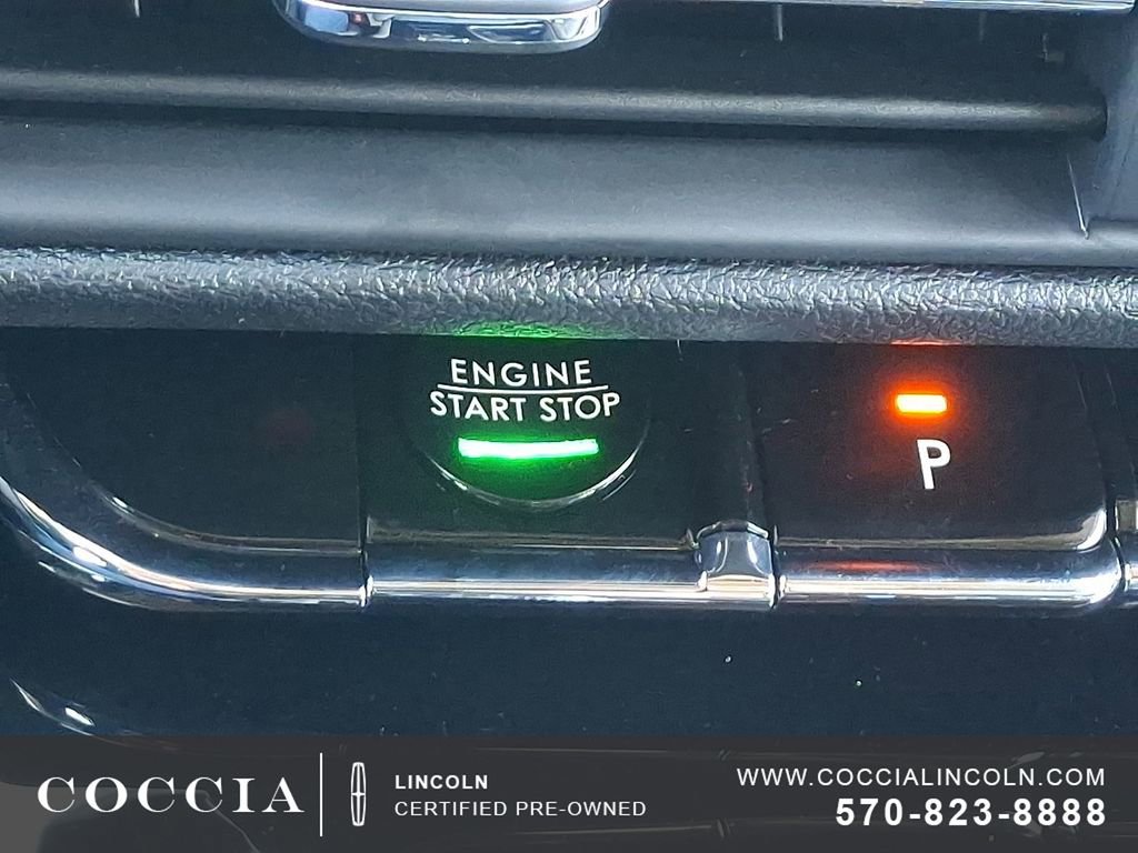 Certified 2023 Lincoln Corsair AWD image 25