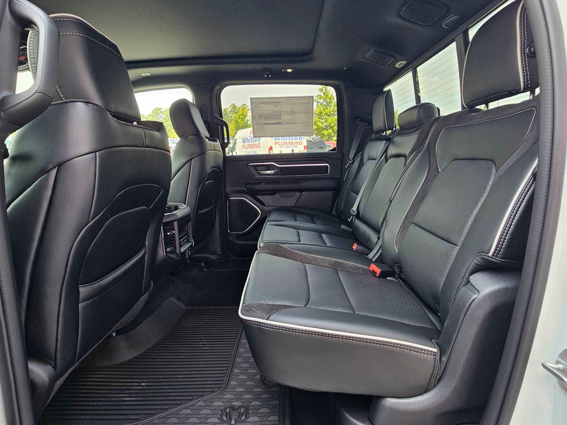 New 2027 RAM 1500 Laramie w/ Laramie Preferred Package AWD/4WD image 23