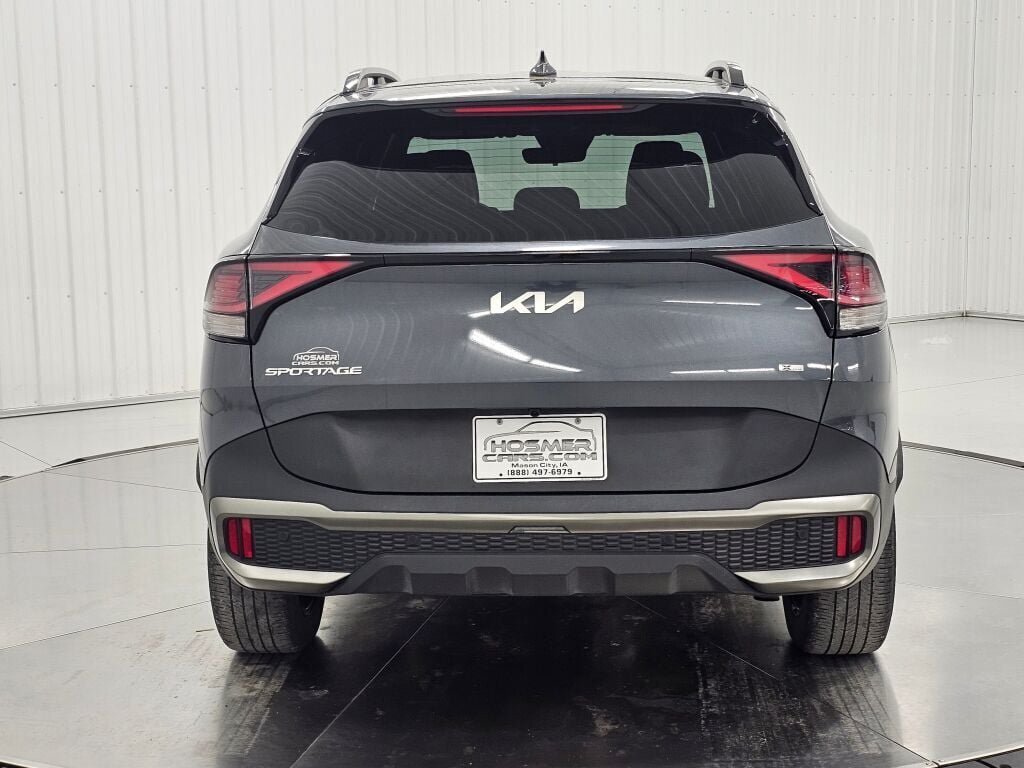 Used 2023 Kia Sportage X-Line AWD/4WD image 4