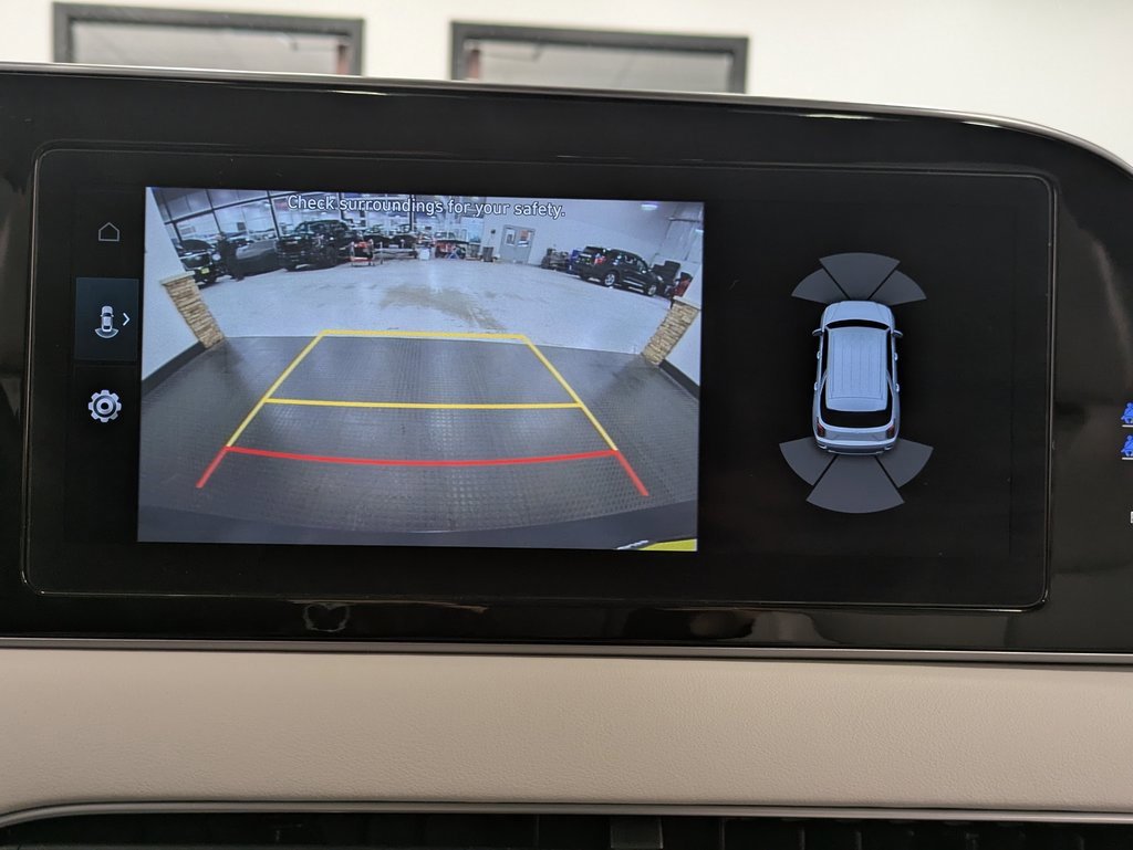 Used 2022 Hyundai Palisade SEL w/ 8P Bench Seat Package image 12