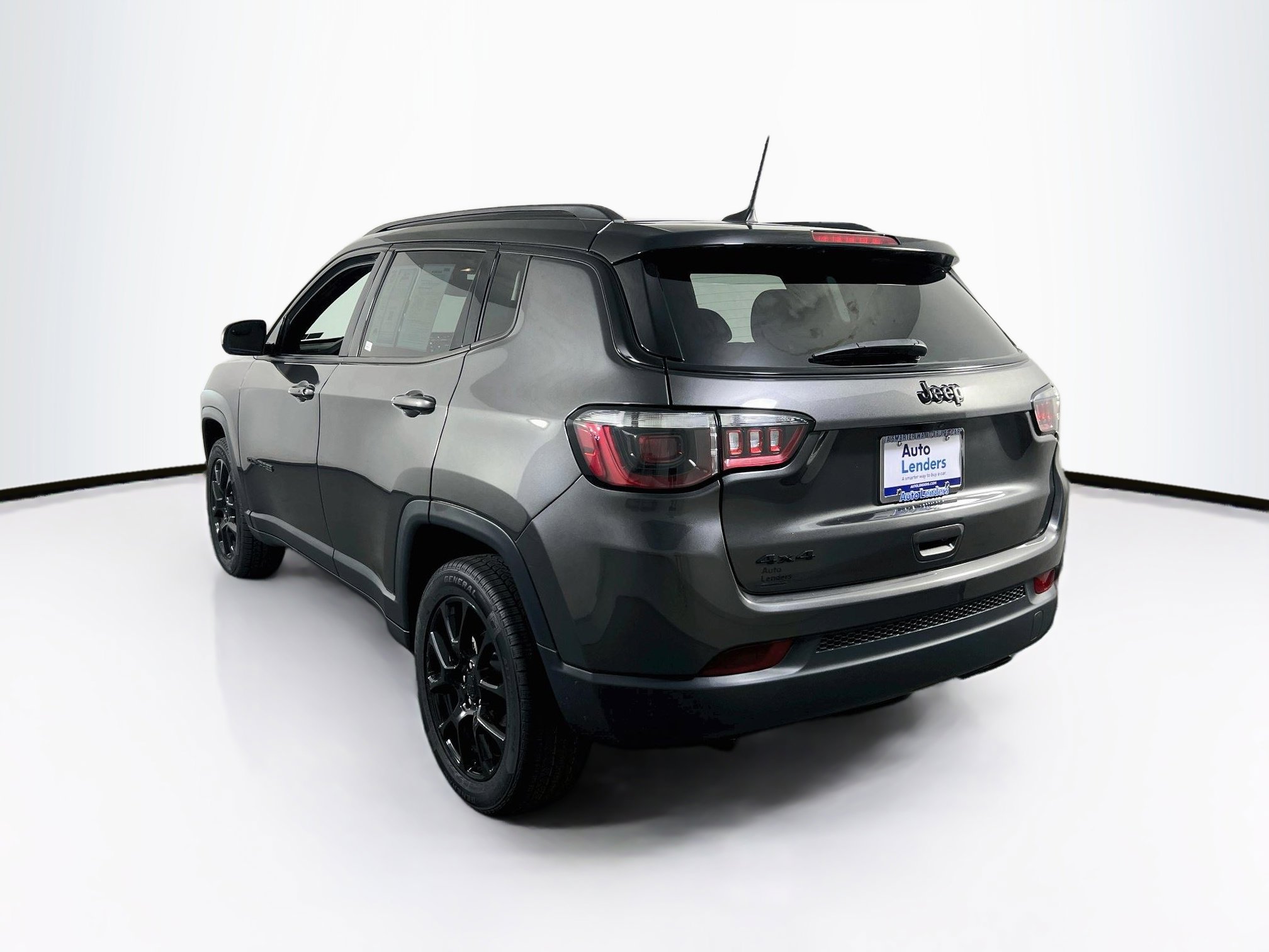 Used 2022 Jeep Compass Latitude w/ Convenience Group AWD/4WD image 7