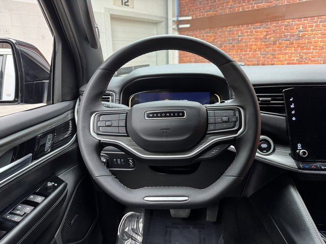 Used 2024 Jeep Wagoneer L Series II w/ Flexible Seating Group image 14
